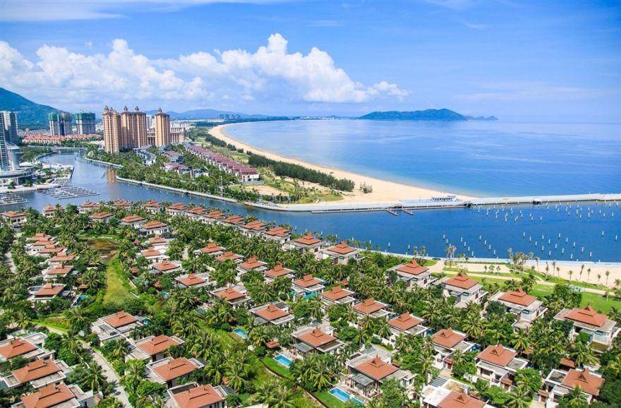 海南雅居乐清水湾别墅实景图