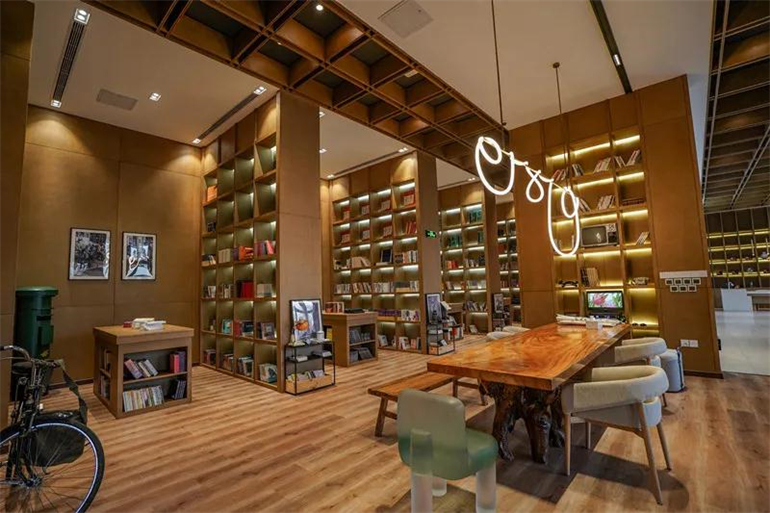 建业世纪东方主推商业产品，40年产权，均价11500元/㎡(图3)