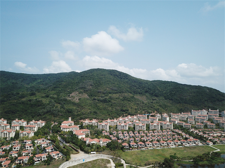 万宁盛润南燕湾别墅带私家泳池花园，均价54000元/㎡(图2)