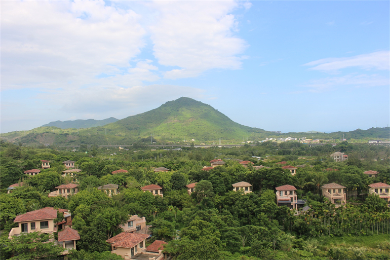 万宁石梅山庄四期传奇产品在售，建面约76-172㎡(图1)