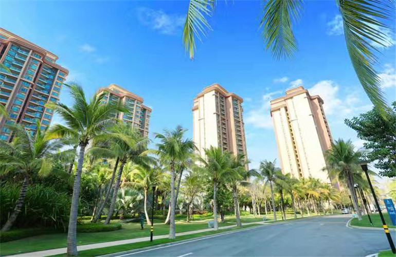 雅居乐清水湾云海帆歌实景图
