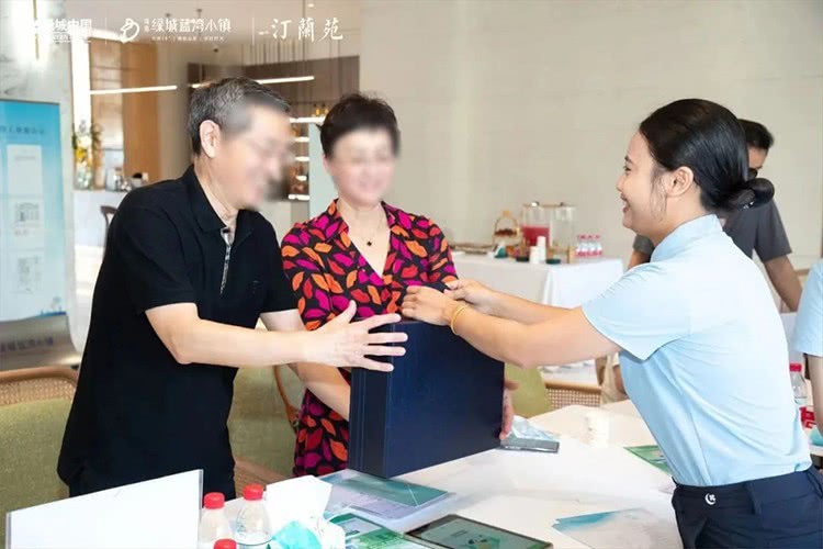 海南绿城蓝湾小镇交房|云栖居、汀兰苑同启美好交付            </h1>(图4)