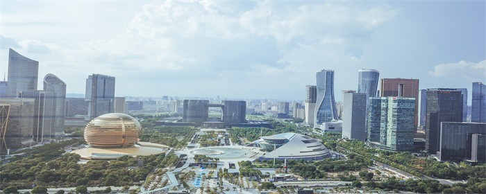 摄图网_500655182_航拍杭州滨江区金融商业区(企业商用).jpg