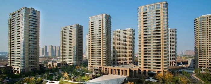 开发商逾期一个月交房可以要求赔偿违约金吗(图1)